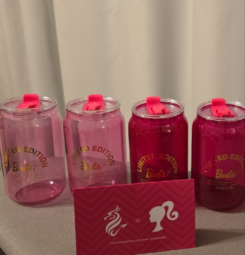 Barbie Pink and Gold Drinking Glasses Set - Picture 3 of 5